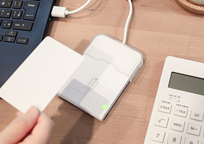CIR615A Contactless Smart Card Reader with Keyboard Emulation